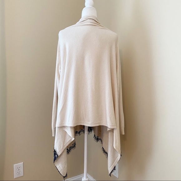 Sioni Lace Trim Ivory/Black Open Front Cardigan -S - Picture 3 of 11